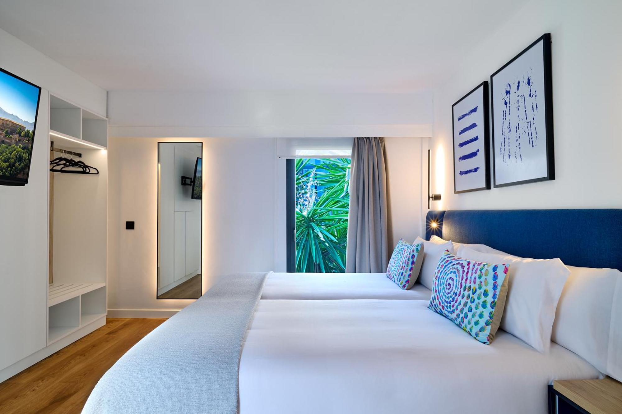 Apartamentos Luna Suites グラナダ エクステリア 写真