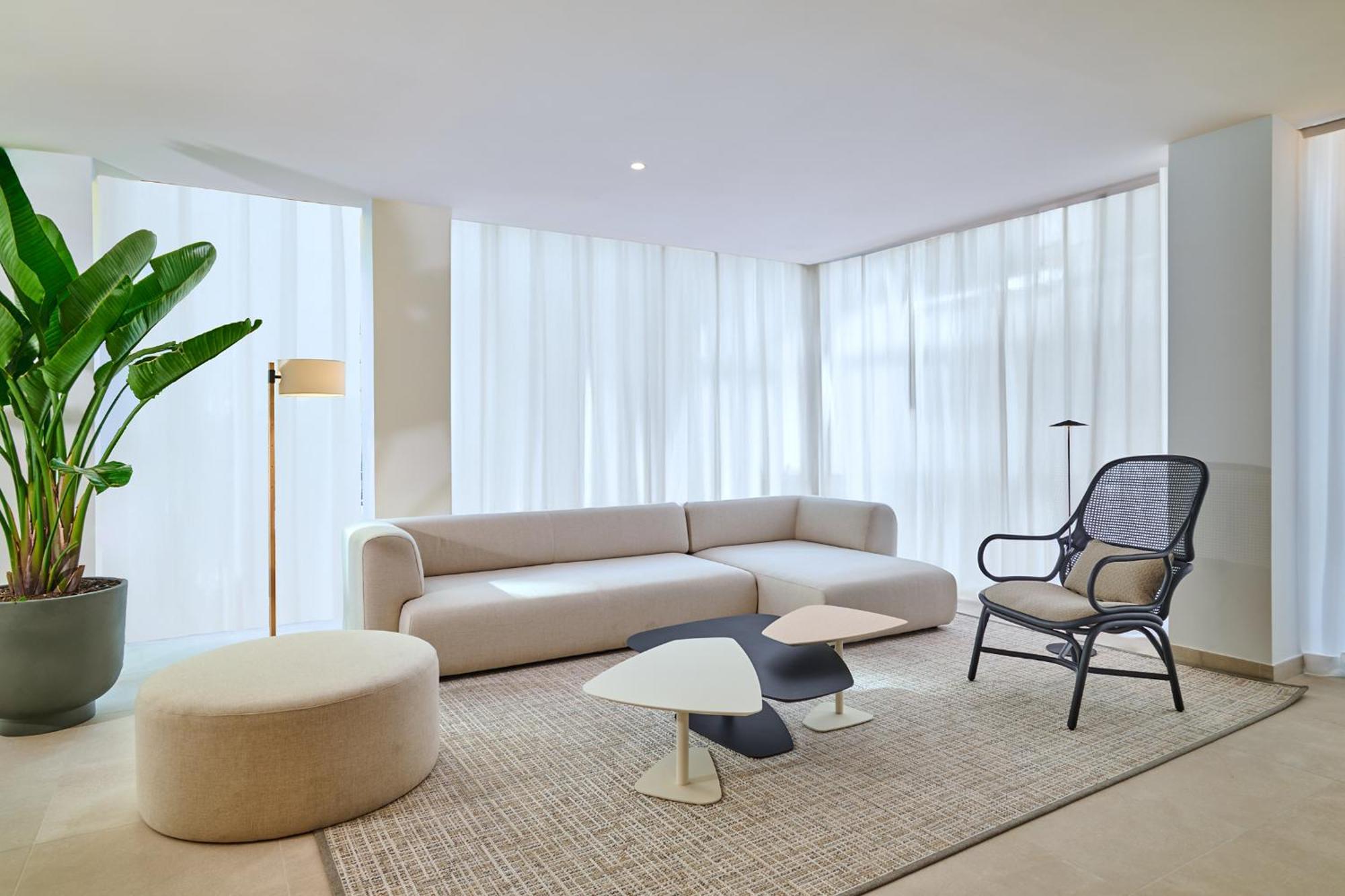 Apartamentos Luna Suites グラナダ エクステリア 写真